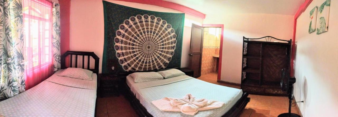 Cool Vibes Beach Hostel Dominical Dış mekan fotoğraf