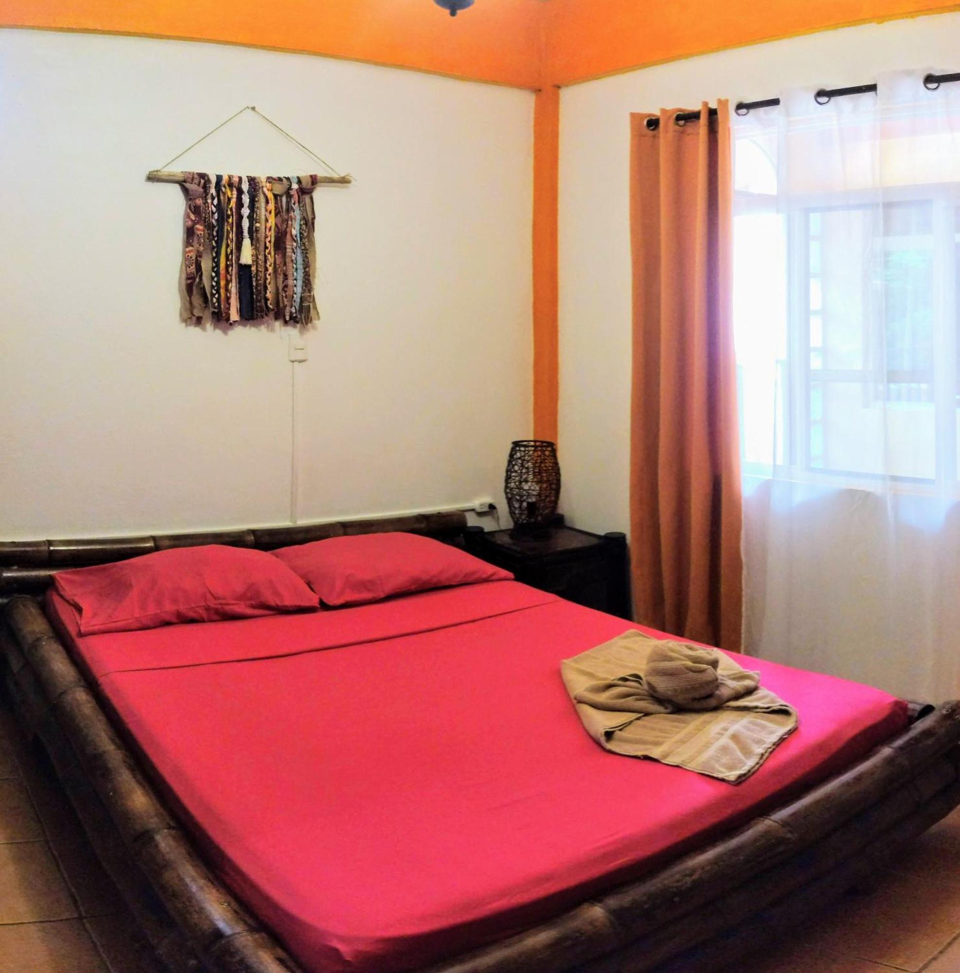 Cool Vibes Beach Hostel Dominical Dış mekan fotoğraf