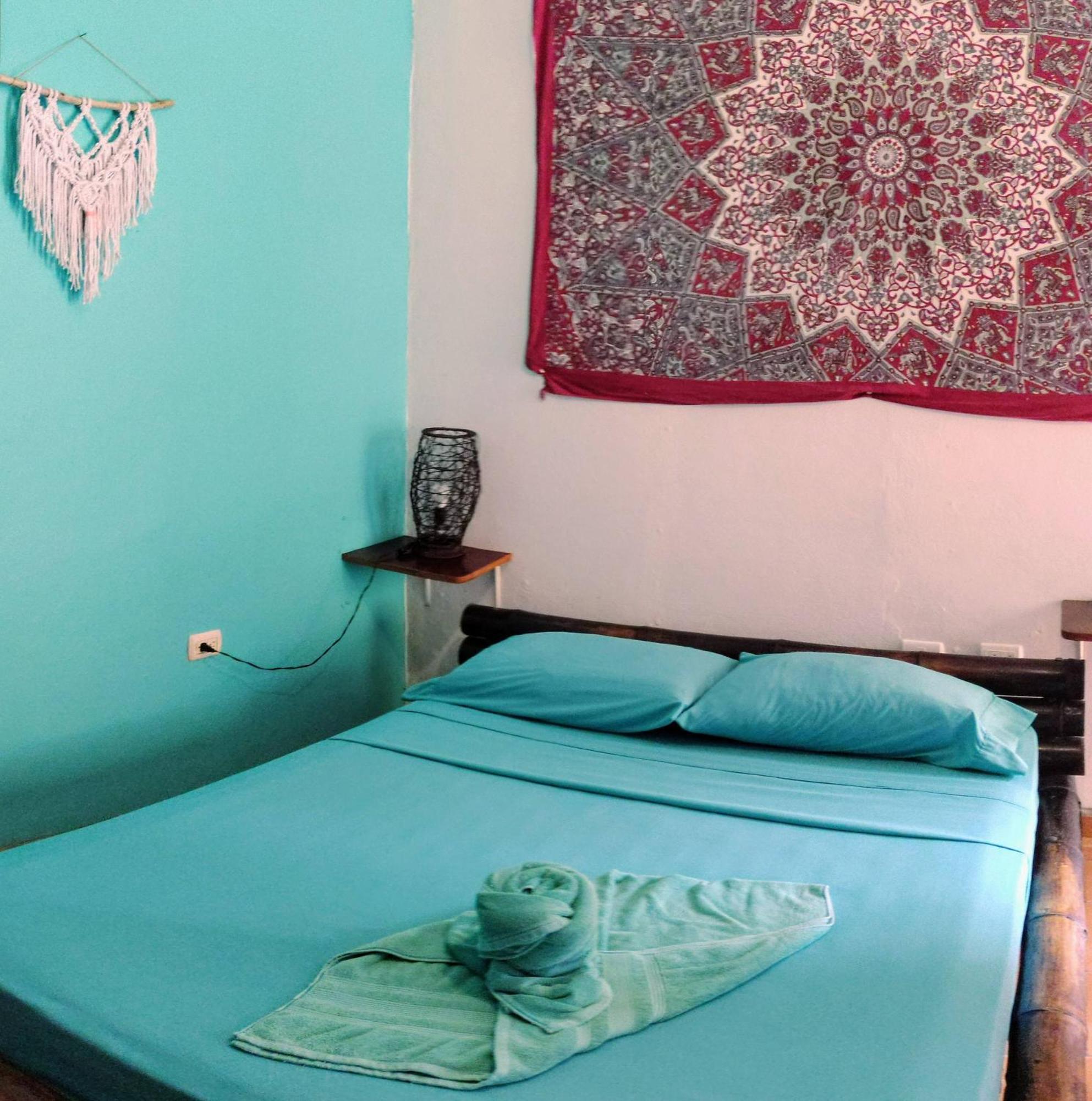 Cool Vibes Beach Hostel Dominical Dış mekan fotoğraf