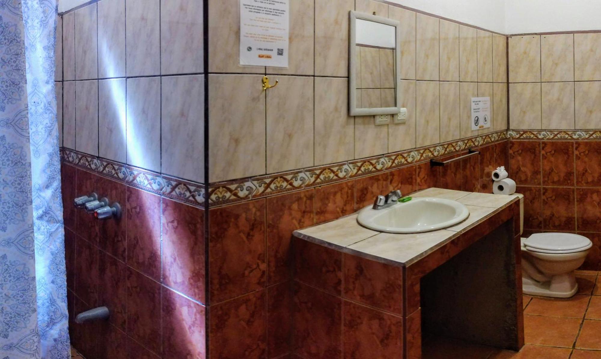 Cool Vibes Beach Hostel Dominical Dış mekan fotoğraf
