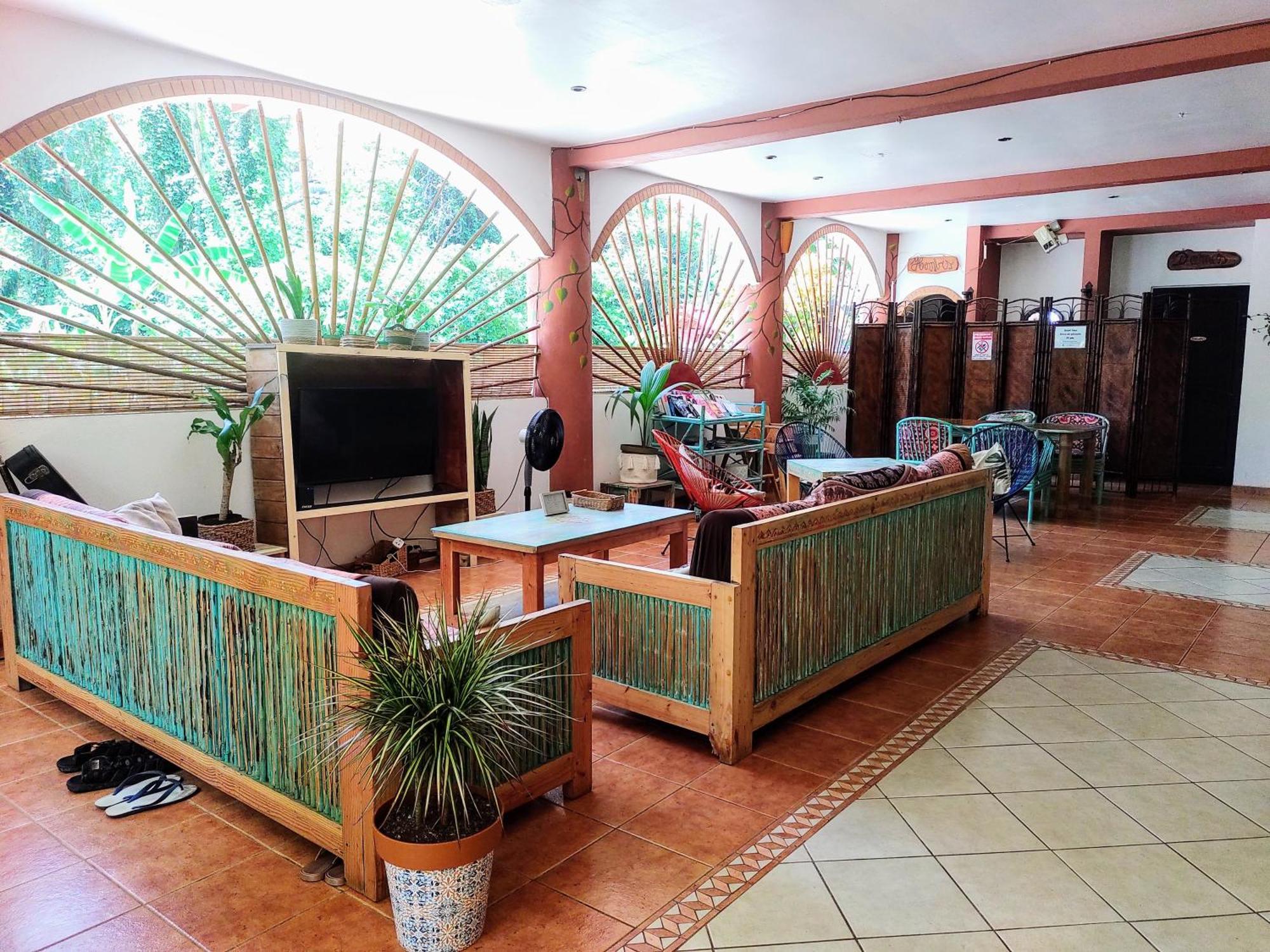 Cool Vibes Beach Hostel Dominical Dış mekan fotoğraf